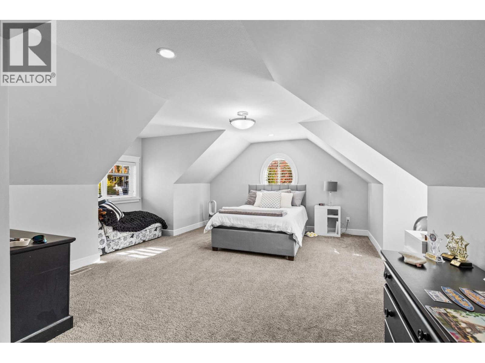 Picture for 388 Rindle  Court https://www.cirrealty.ca/reb/bc/6/10366626_33.jpg