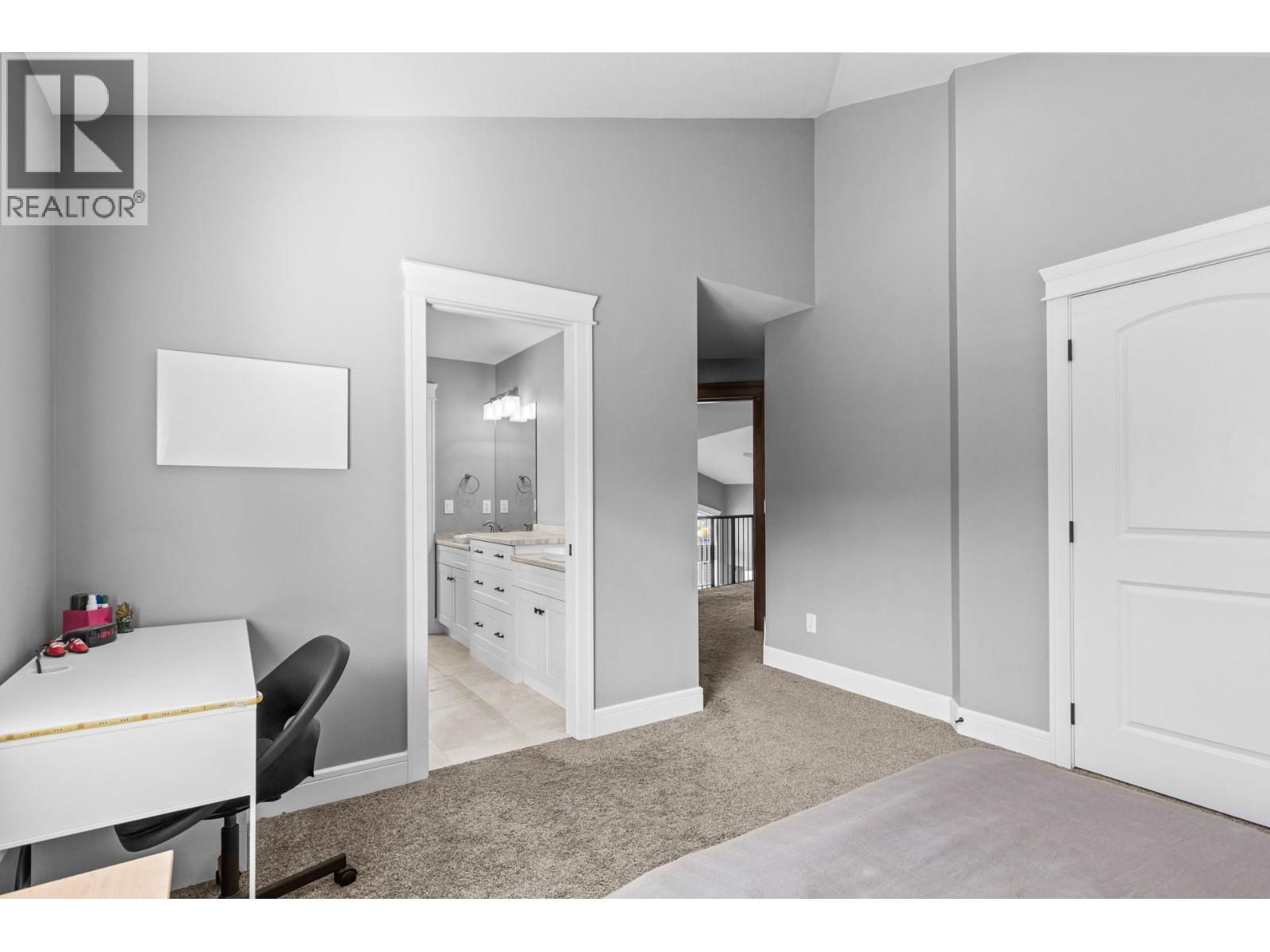 Picture for 388 Rindle  Court https://www.cirrealty.ca/reb/bc/6/10366626_40.jpg