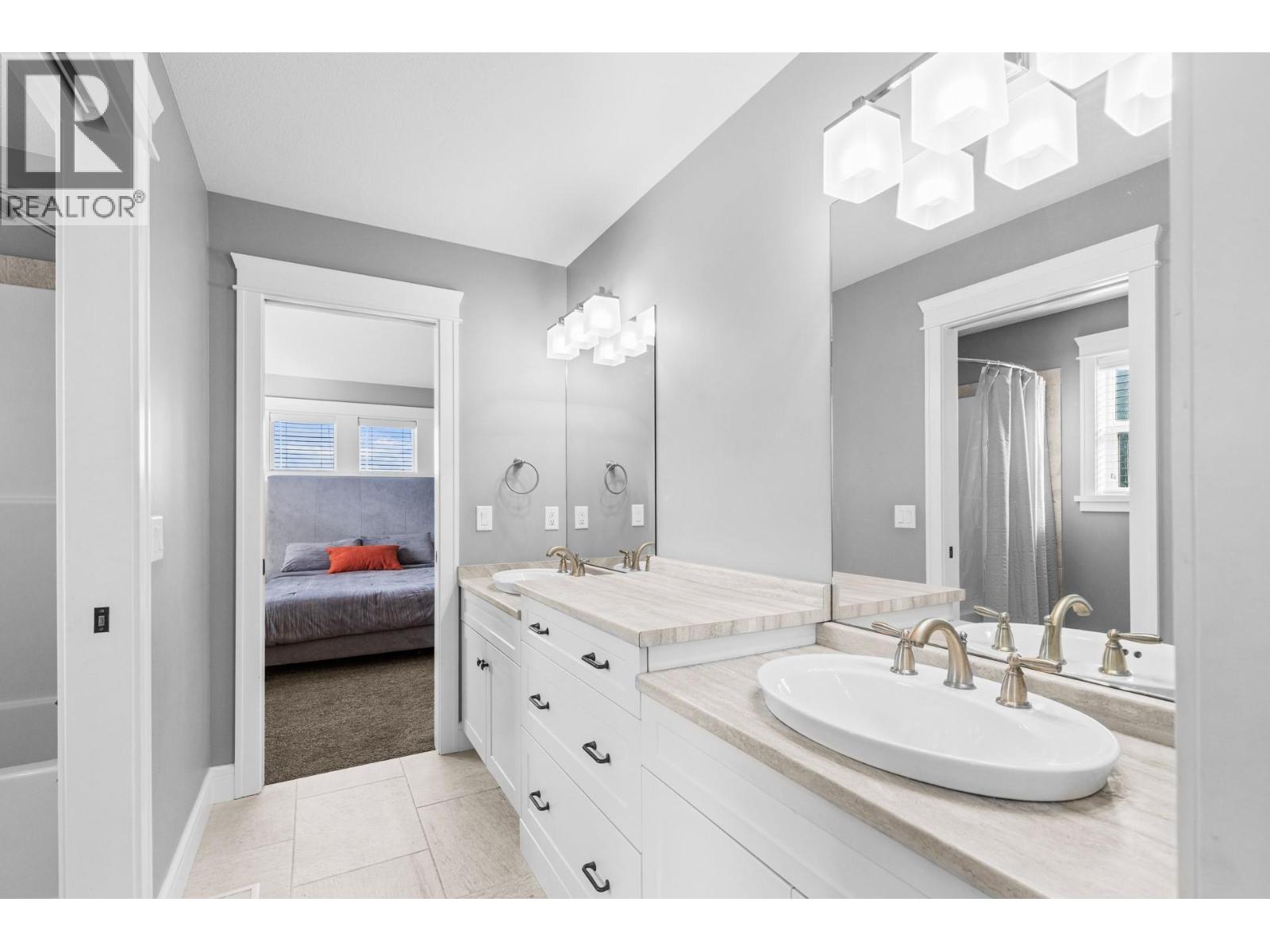 Picture for 388 Rindle  Court https://www.cirrealty.ca/reb/bc/6/10366626_41.jpg