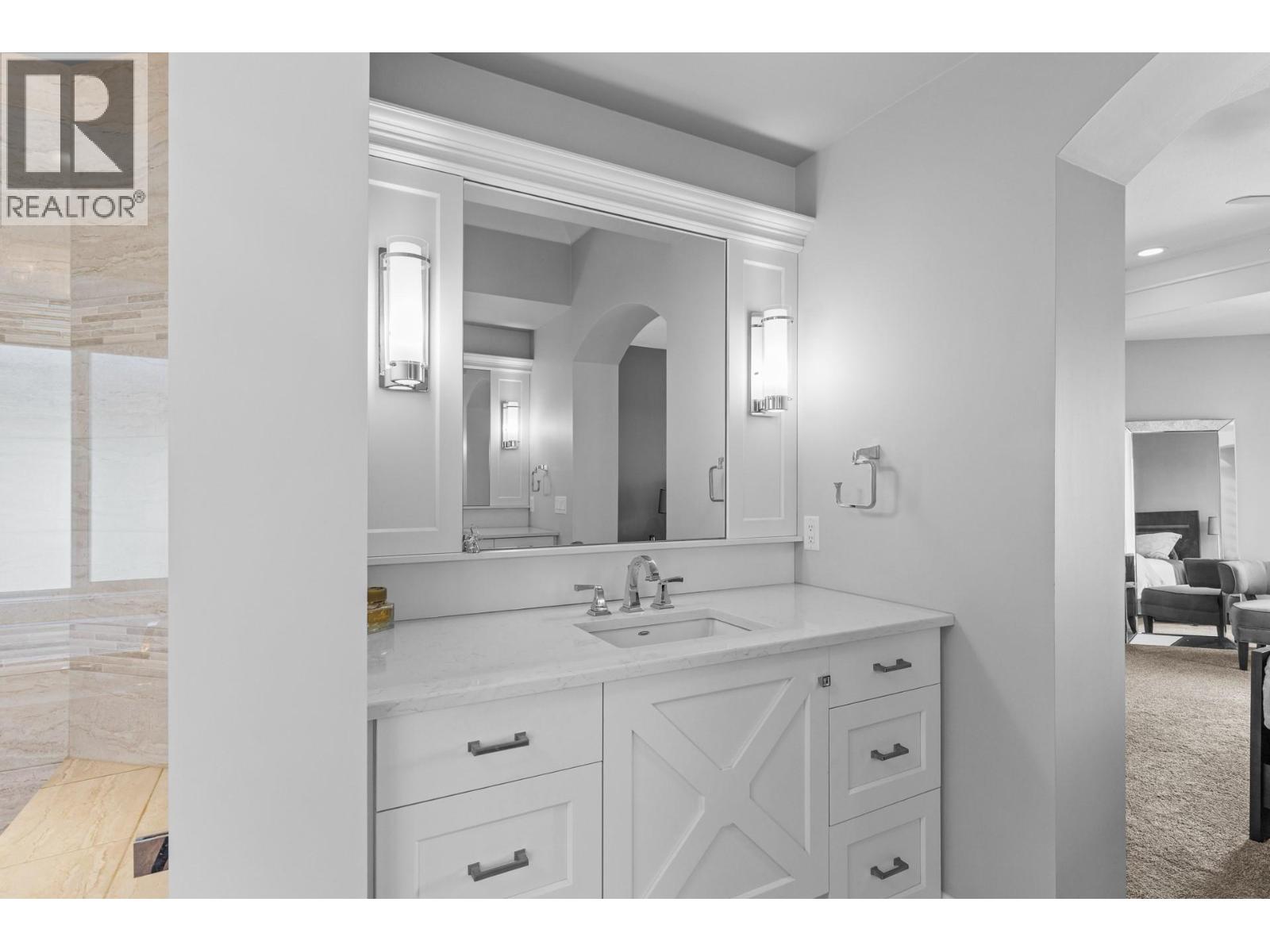 Picture for 388 Rindle  Court https://www.cirrealty.ca/reb/bc/6/10366626_49.jpg