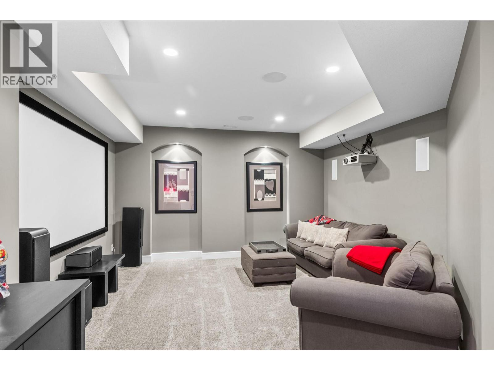 Picture for 388 Rindle  Court https://www.cirrealty.ca/reb/bc/6/10366626_61.jpg