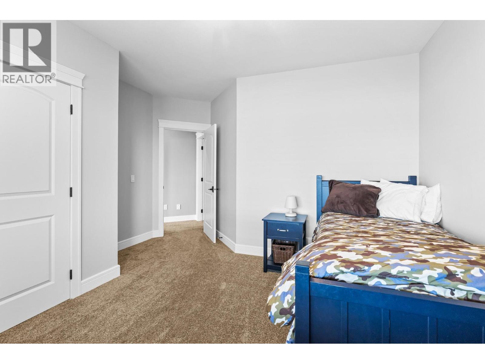 Picture for 388 Rindle  Court https://www.cirrealty.ca/reb/bc/6/10366626_65.jpg