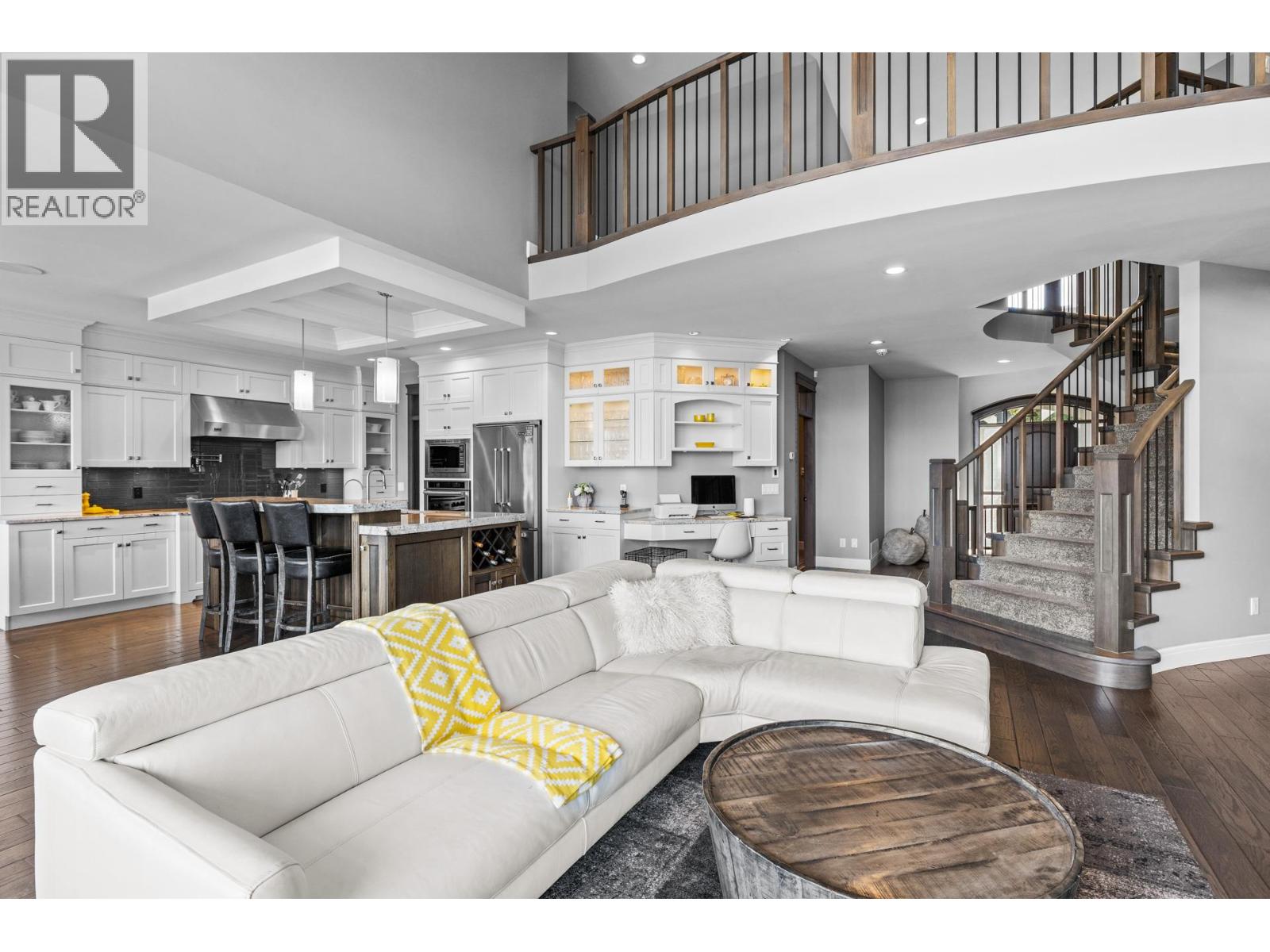 Picture for 388 Rindle  Court https://www.cirrealty.ca/reb/bc/6/10366626_7.jpg