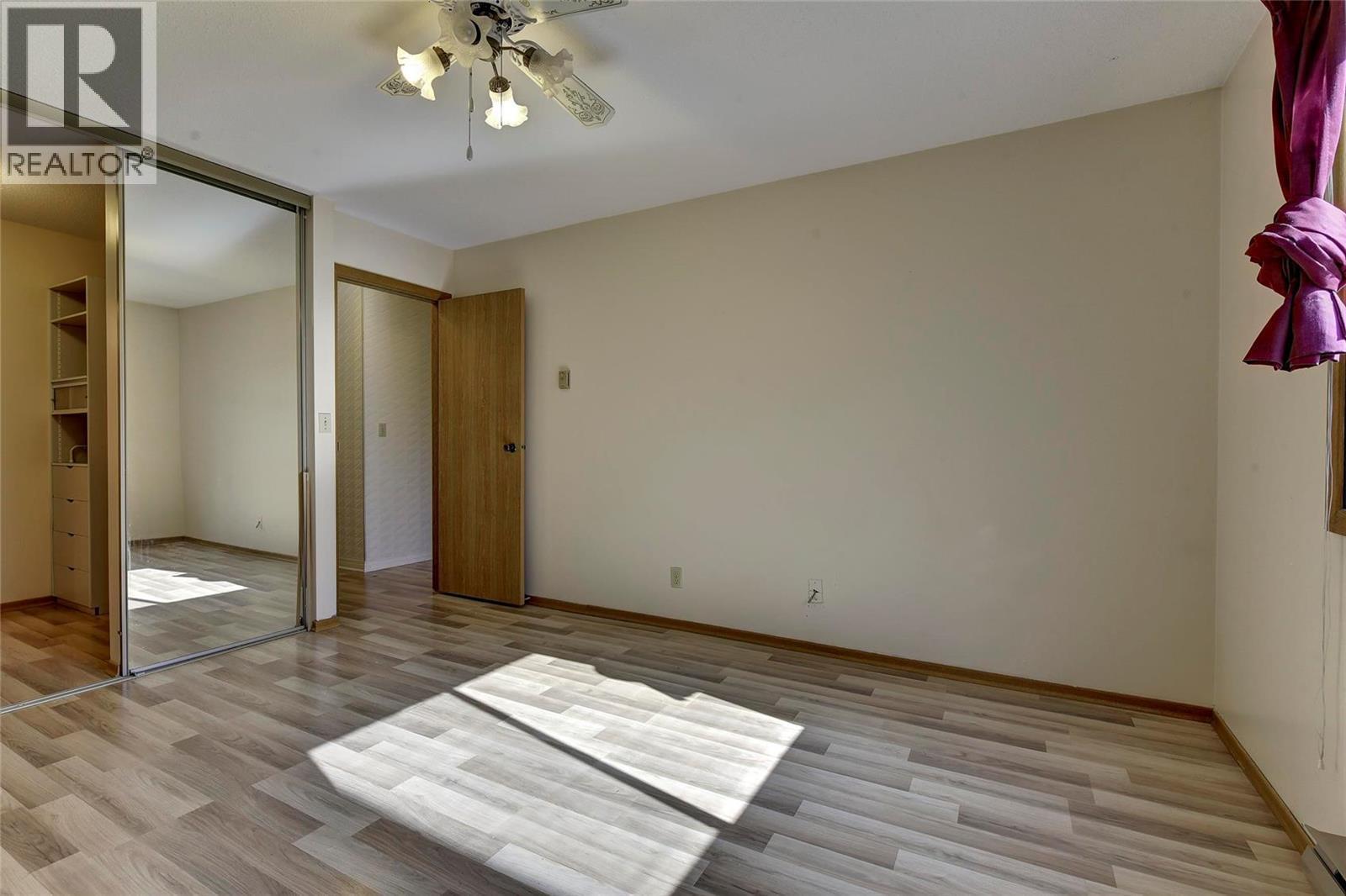 Picture for Unit #214, 1075 Bernard  Avenue https://www.cirrealty.ca/reb/bc/6/10366636_11.jpg