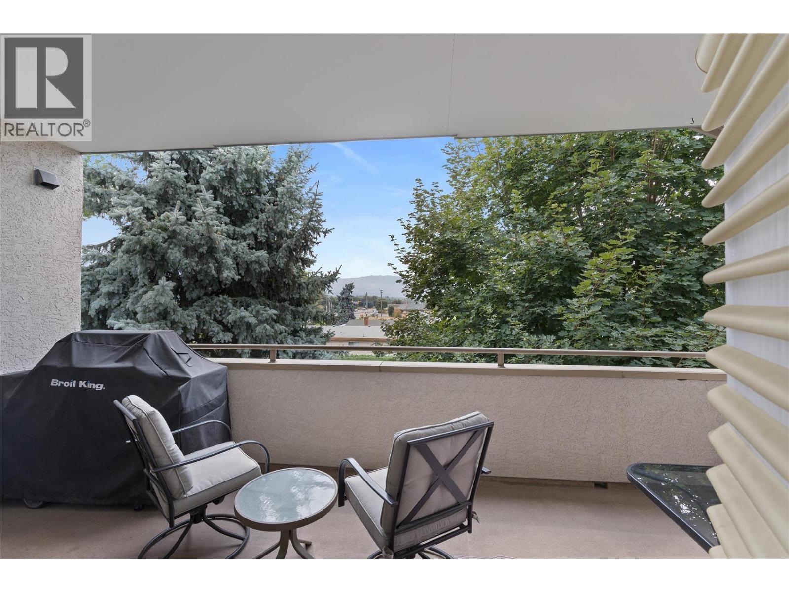 Picture for Unit #303, 2300 Benvoulin  Road https://www.cirrealty.ca/reb/bc/6/10366836_15.jpg