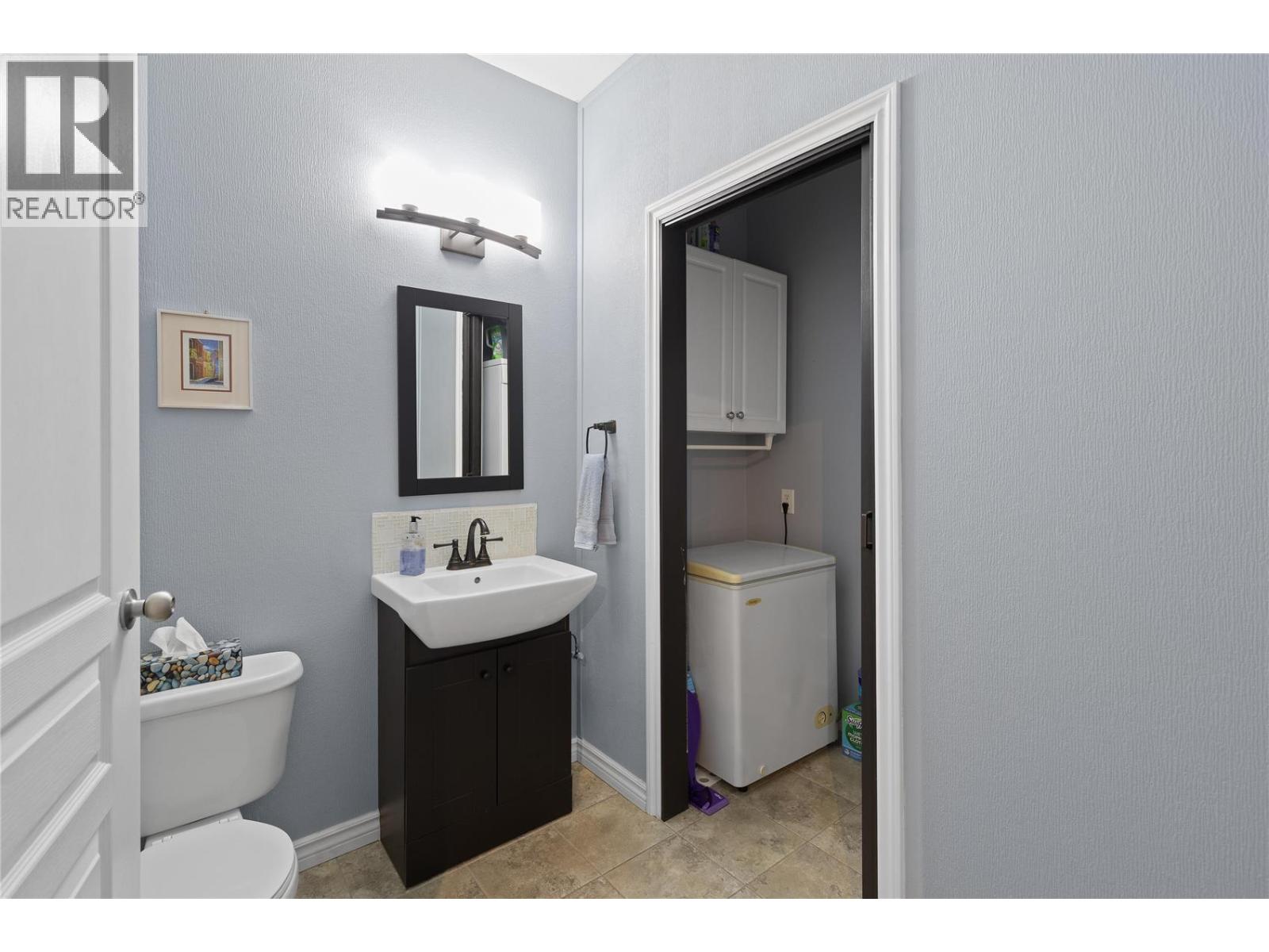 Picture for Unit #303, 2300 Benvoulin  Road https://www.cirrealty.ca/reb/bc/6/10366836_24.jpg