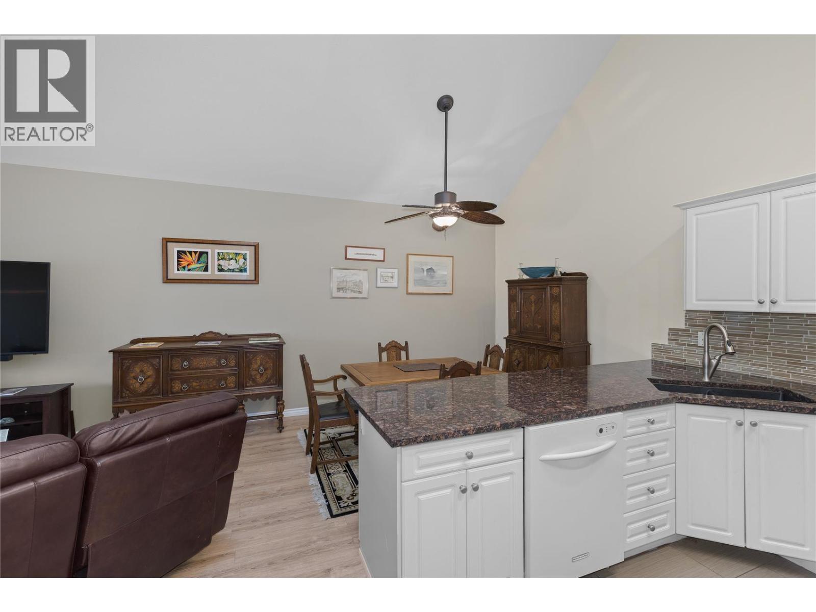 Picture for Unit #303, 2300 Benvoulin  Road https://www.cirrealty.ca/reb/bc/6/10366836_9.jpg