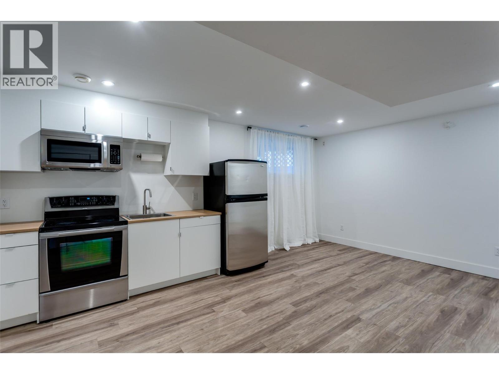 Picture for 388 MCCARREN  Avenue https://www.cirrealty.ca/reb/bc/6/10366916_52.jpg