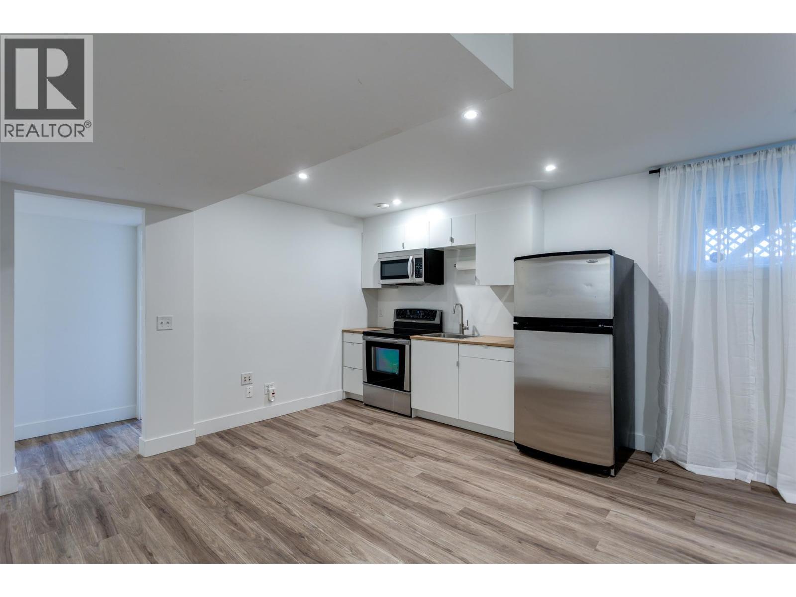 Picture for 388 MCCARREN  Avenue https://www.cirrealty.ca/reb/bc/6/10366916_53.jpg