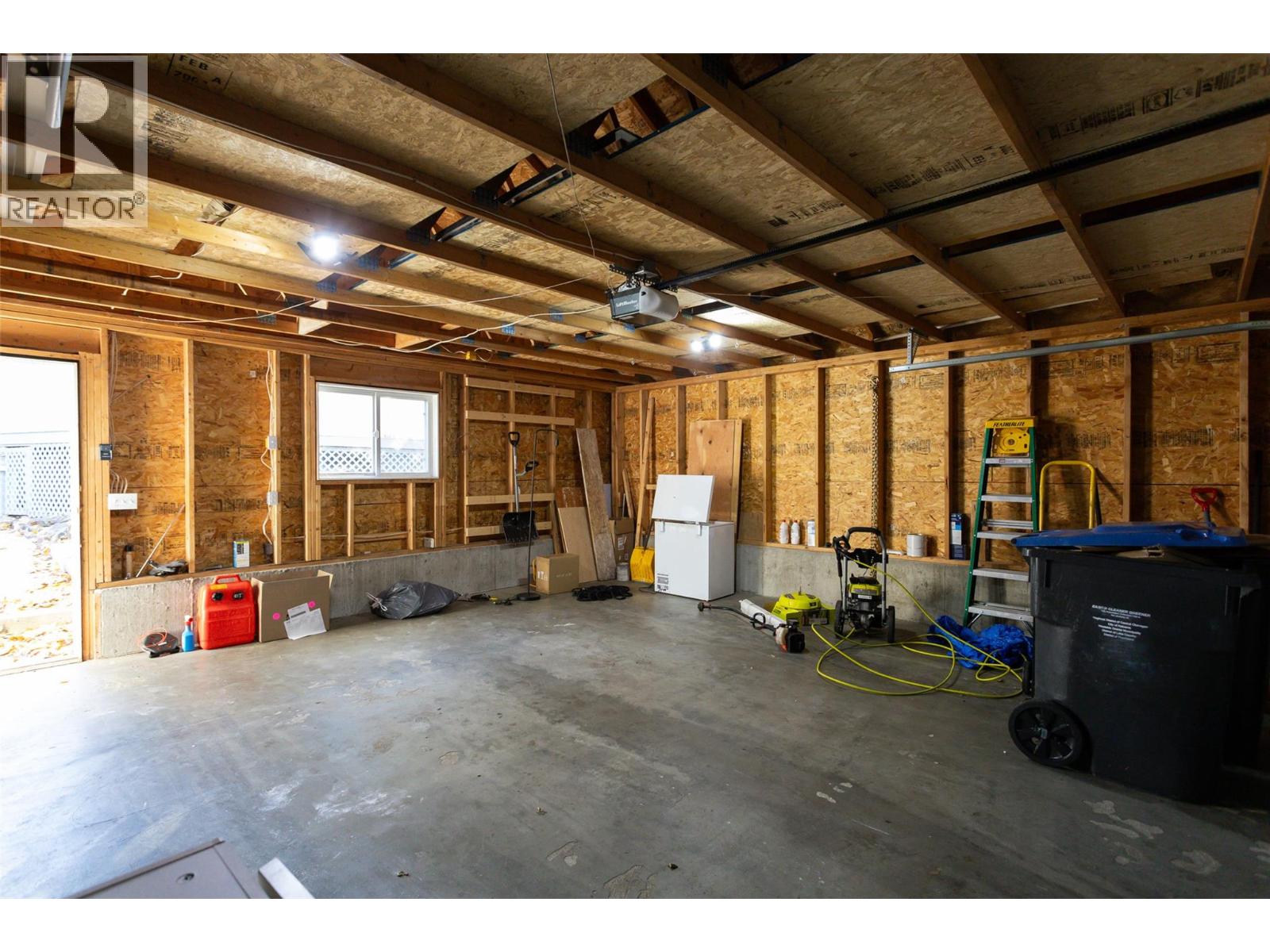 Picture for 388 MCCARREN  Avenue https://www.cirrealty.ca/reb/bc/6/10366916_65.jpg