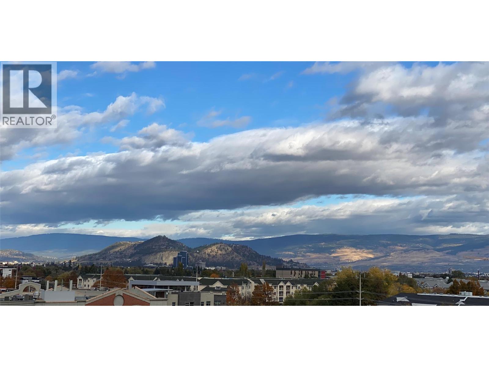 Picture for Unit #519, 3340 Lakeshore  Road