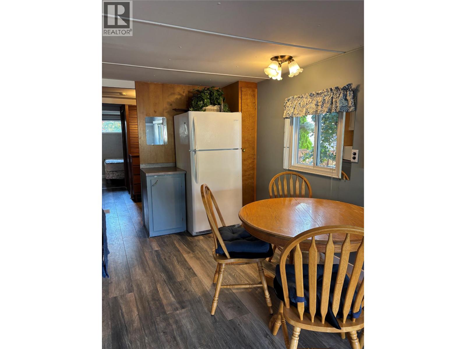 Picture for Unit #4, 1132 Findlay  Road