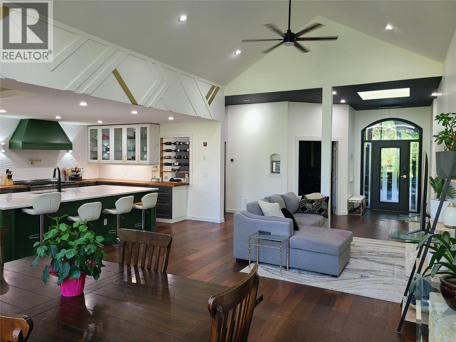 Picture for 3897 Gallaghers  Grange