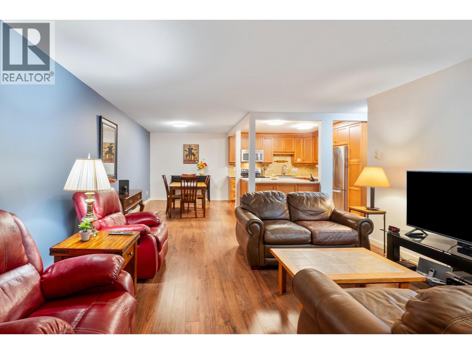 Picture for Unit #206, 1055 Lawrence  Avenue