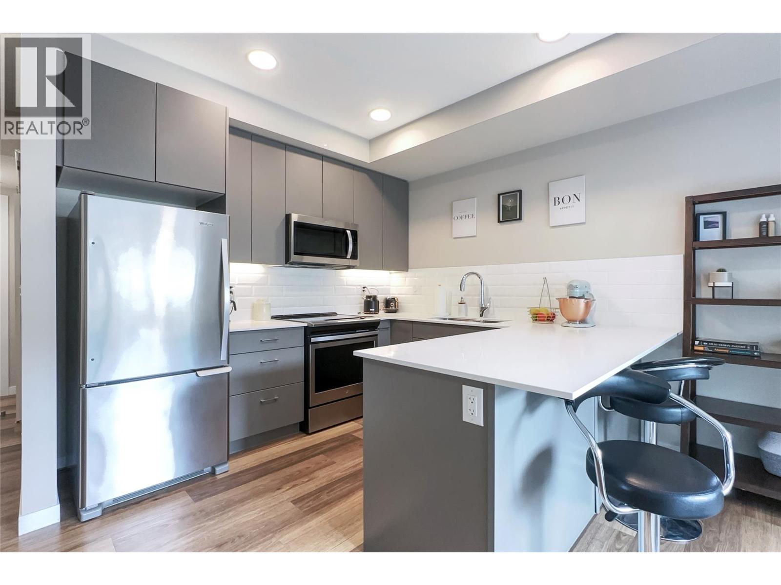 Picture for Unit #219, 722 Valley  Road