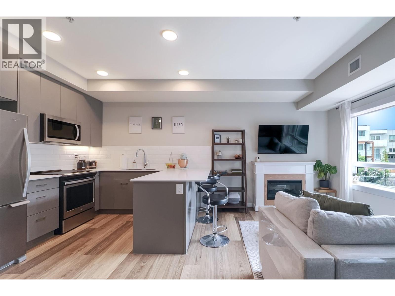 Picture for Unit #219, 722 Valley  Road