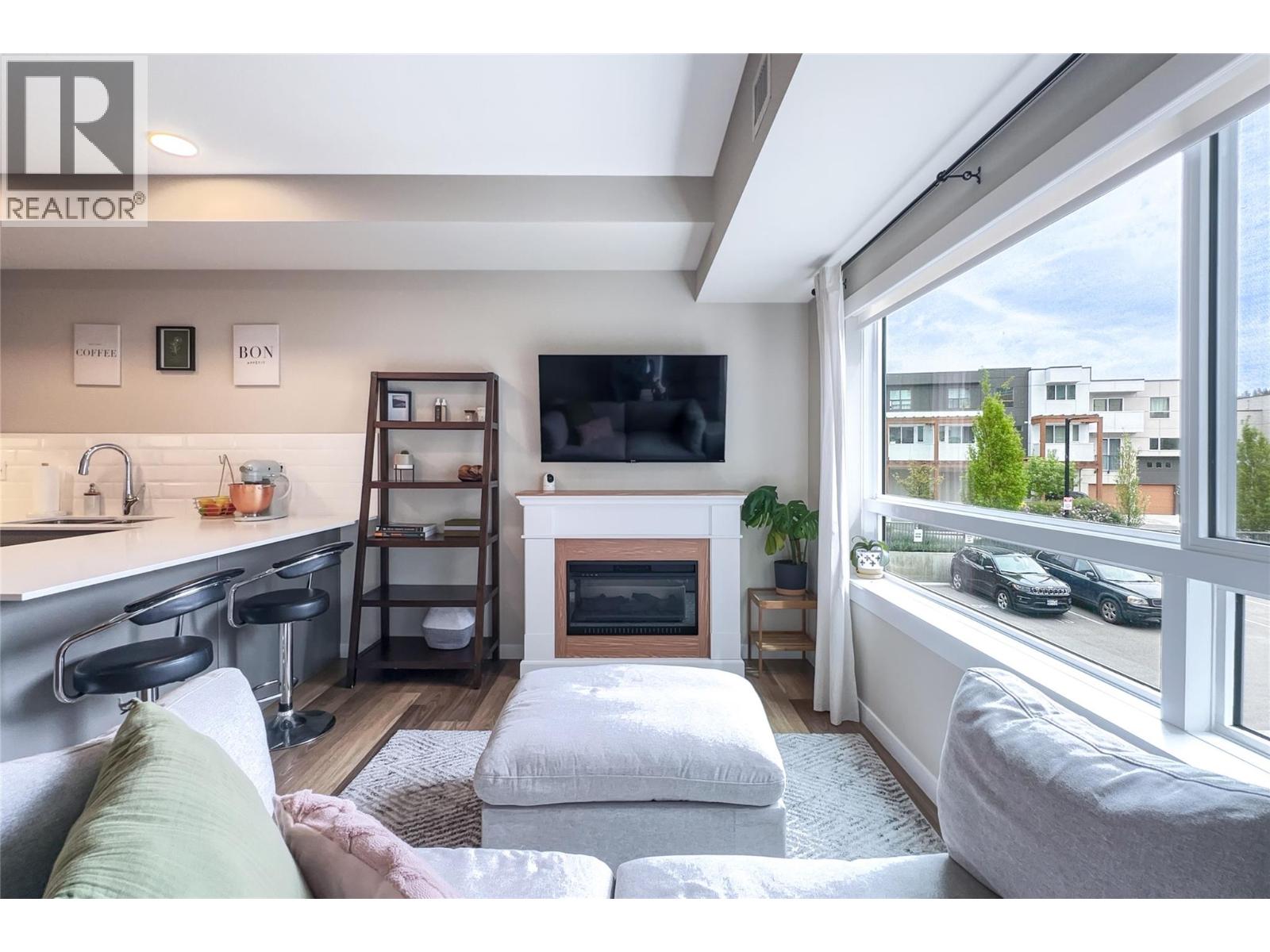 Picture for Unit #219, 722 Valley  Road