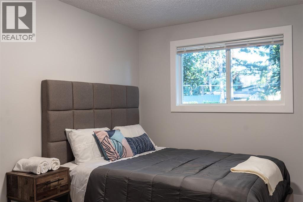 Picture for 714 Young  Road