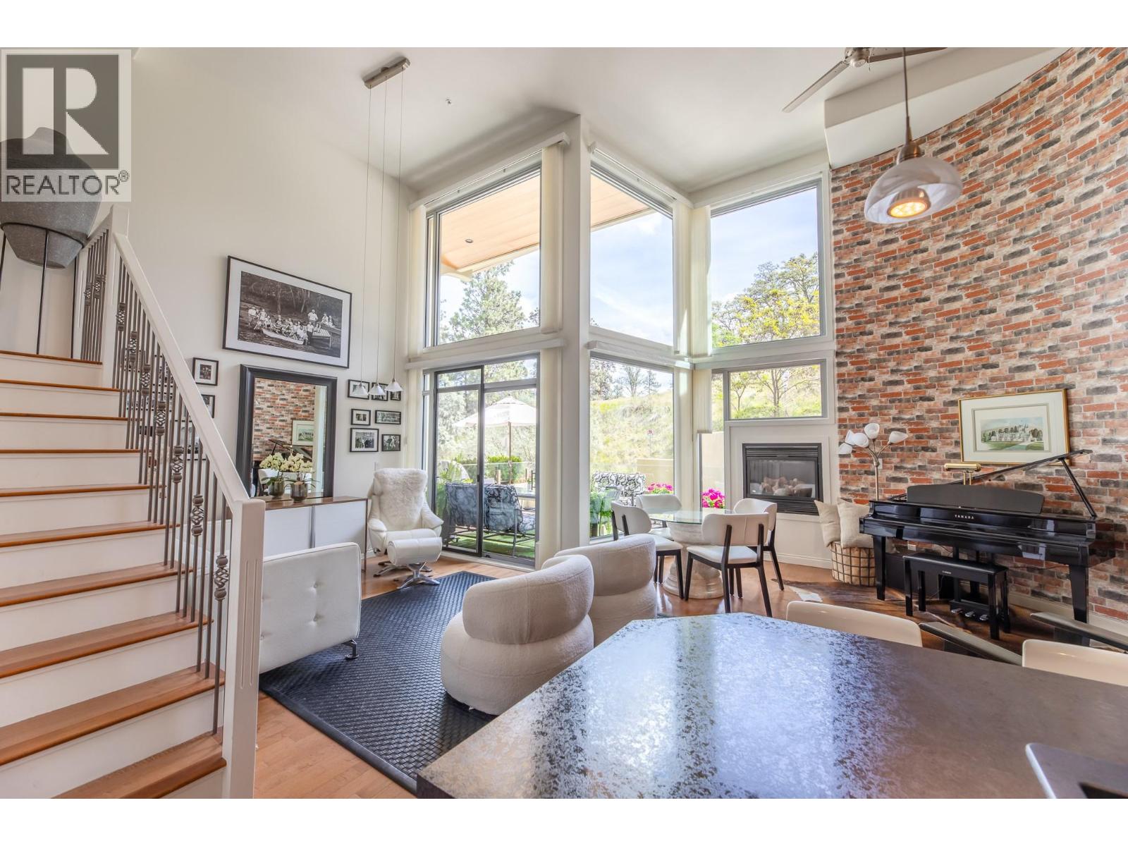 Picture for Unit #208, 250 MARINA  Way