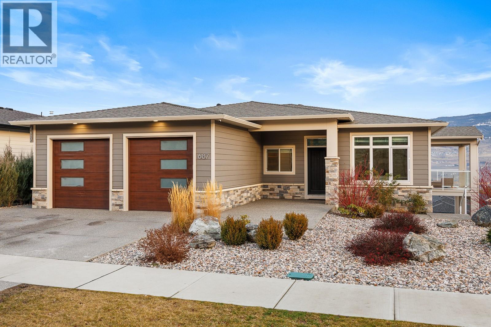 Picture for 687 Acadia  Street