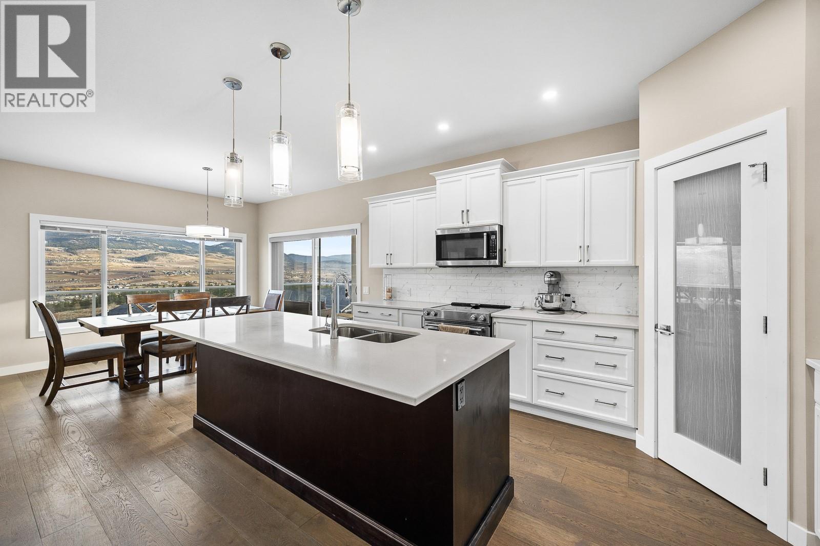 Picture for 687 Acadia  Street