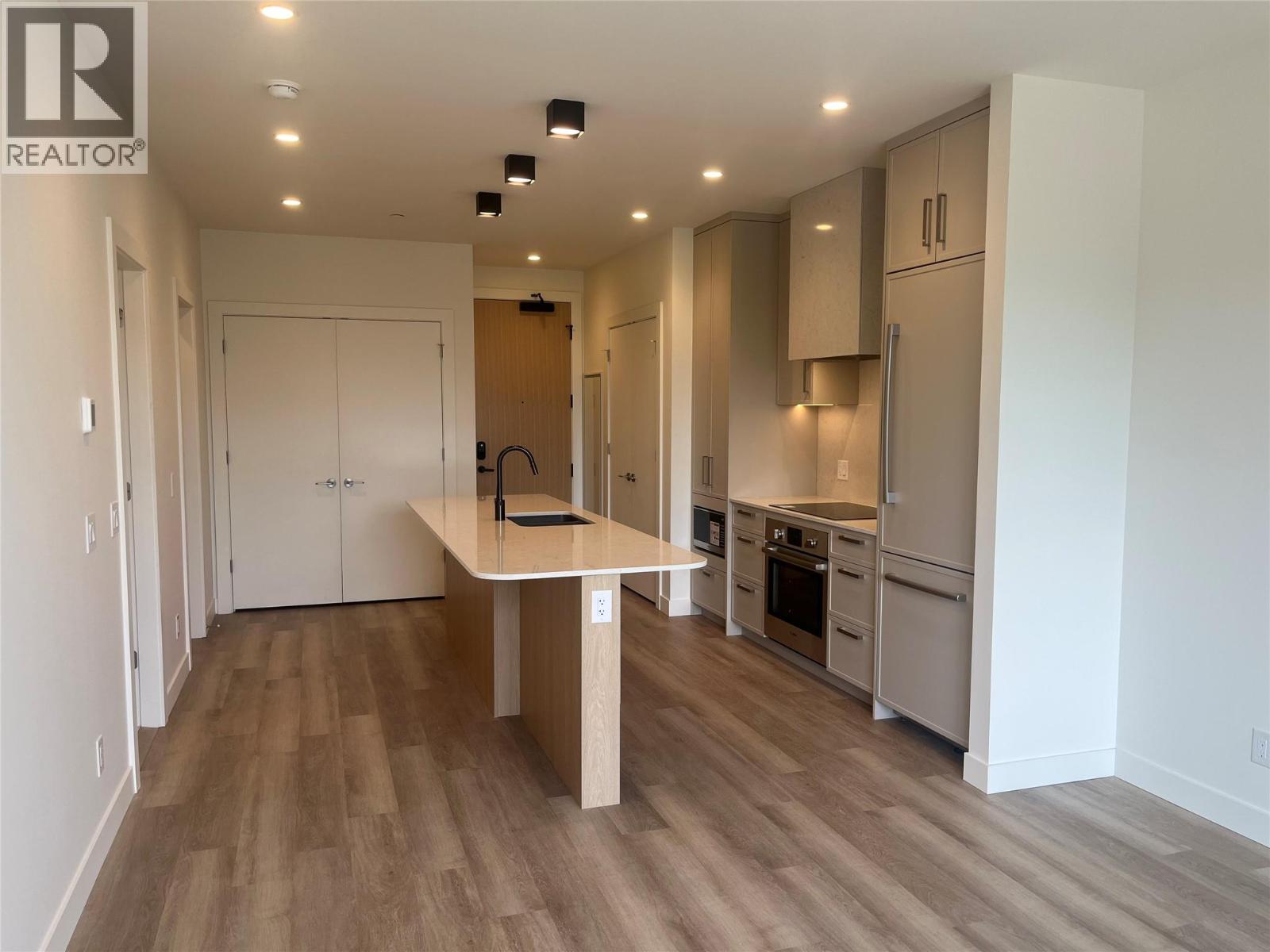 Picture for Unit #503, 3340 Lakeshore  Road