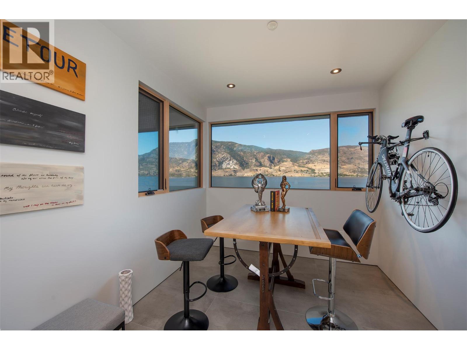 Picture for 4043 Lakeside  Road