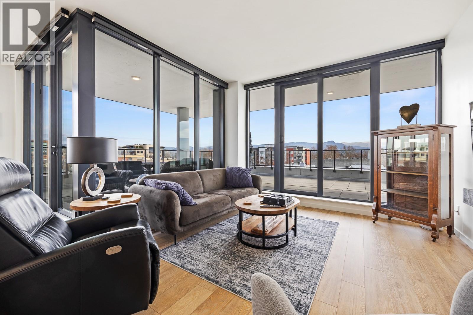 Picture for Unit #301, 485 Groves  Avenue