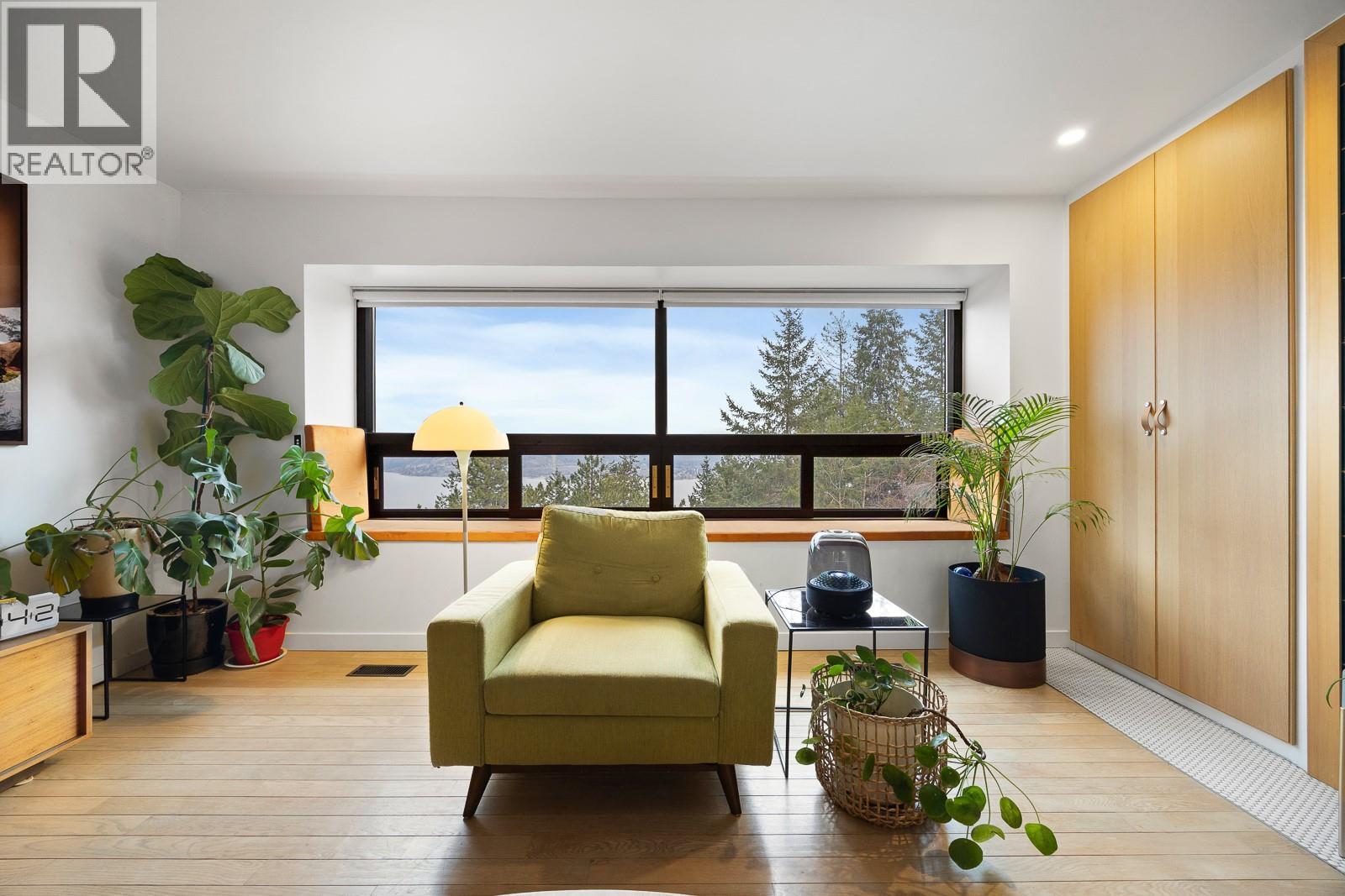 Picture for 1632 Griffiths  Place