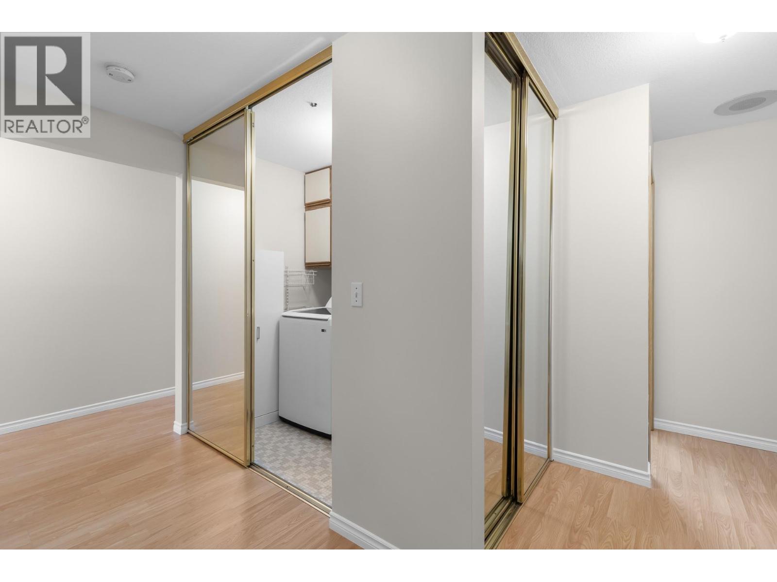 Picture for Unit #328, 1045 Sutherland  Avenue