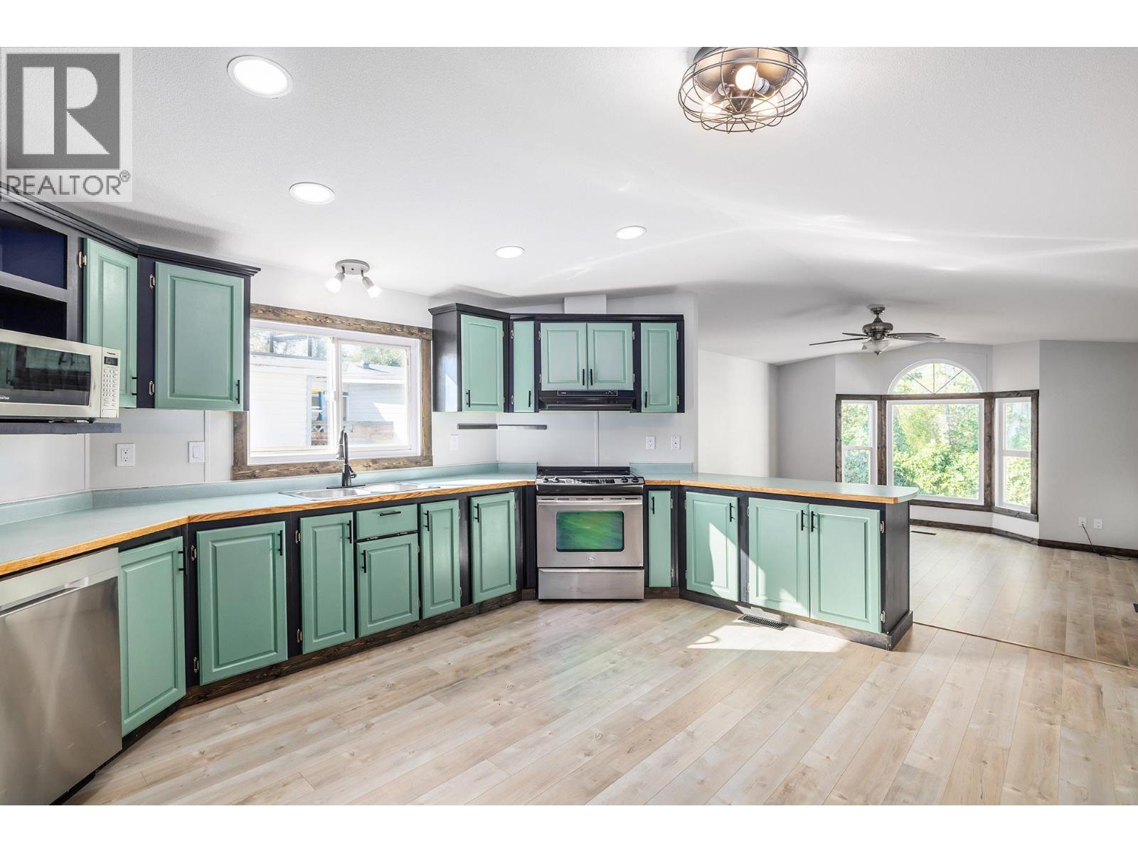 Picture for Unit #234, 720 Commonwealth  Road