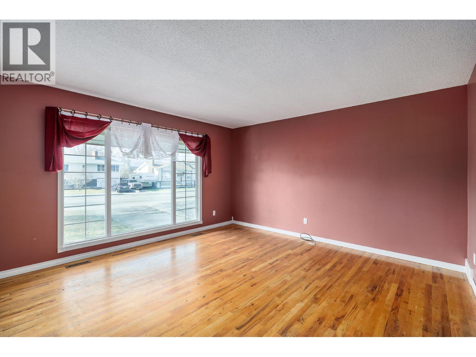 Picture for 975 Neptune  Road