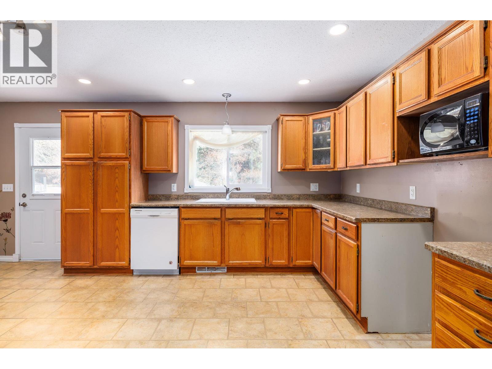 Picture for 975 Neptune  Road