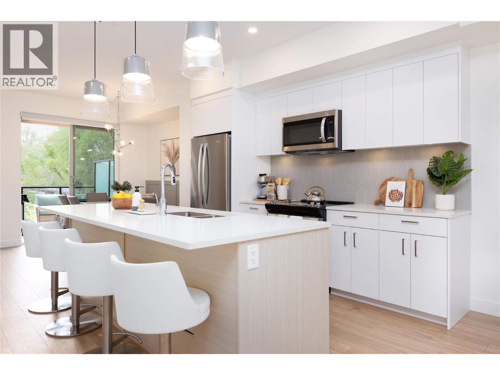 Picture for Unit #12, 1225 FINDLAY  Road