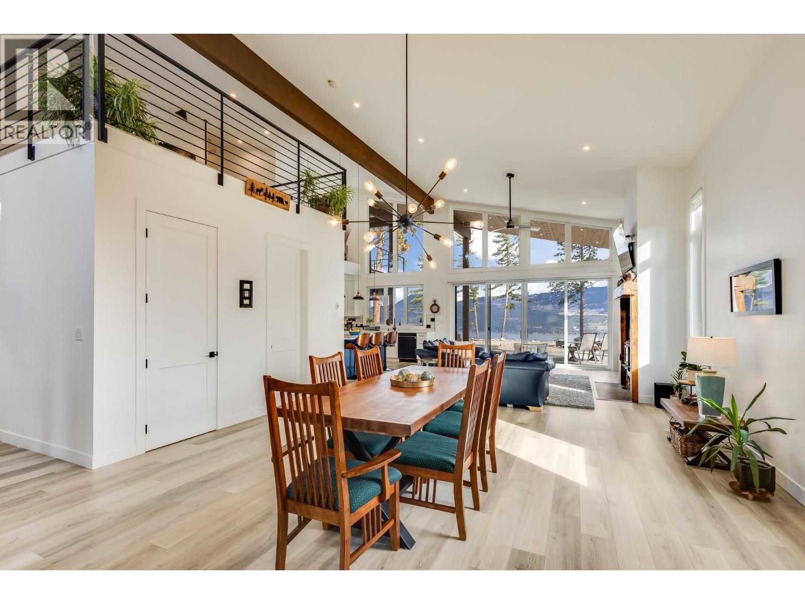 Picture for 7235 Dunwaters  Road