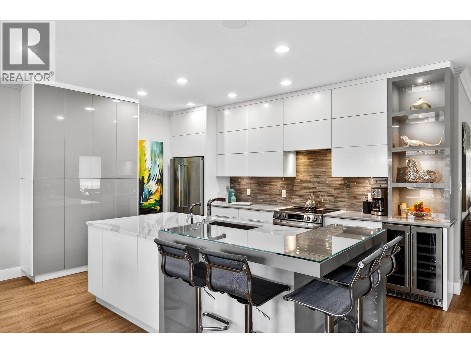 Picture for 2298 Country Club  Drive