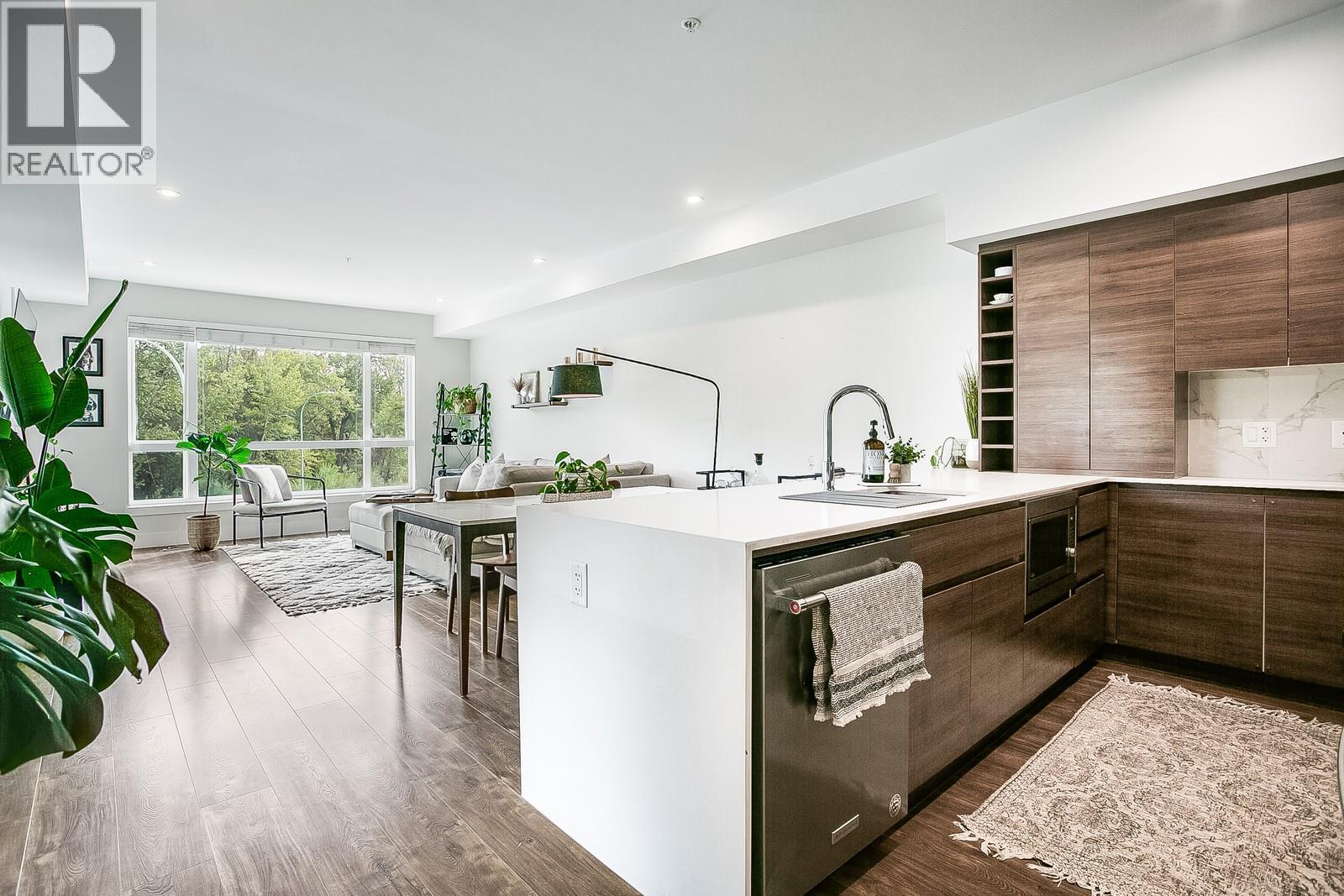 Picture for Unit #402, 1925 Enterprise  Way