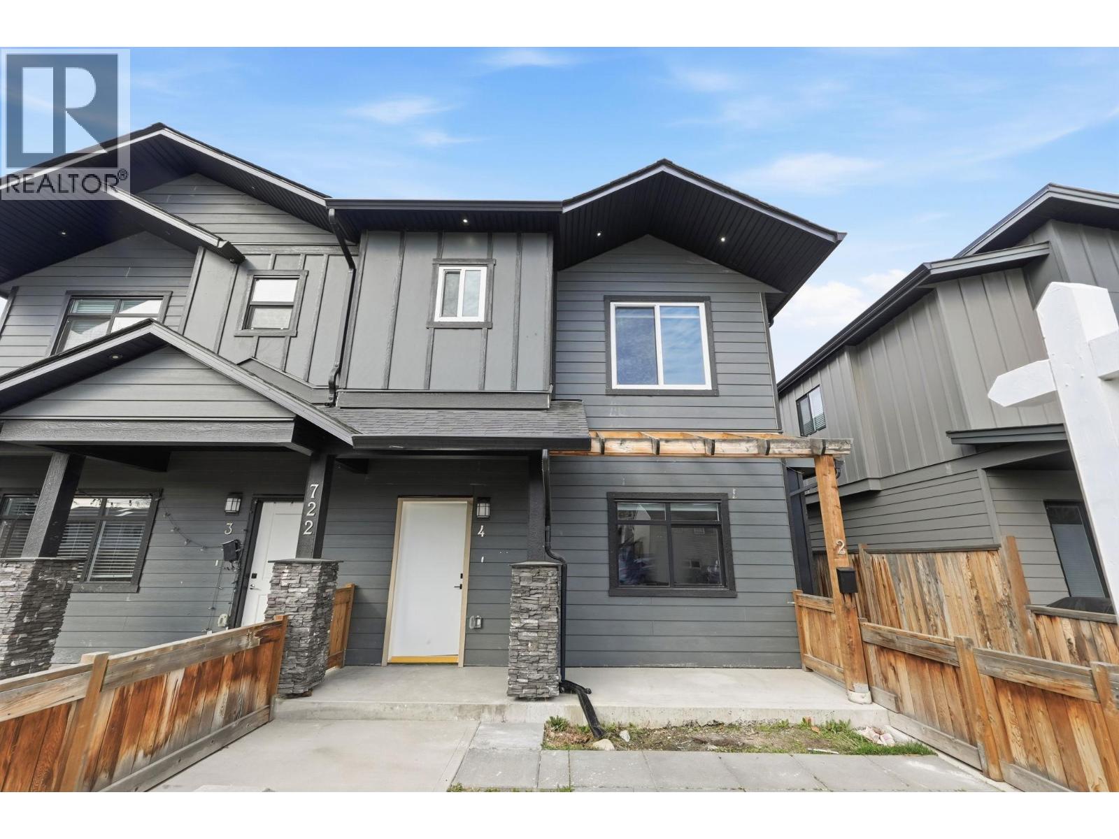 Picture for Unit #4, 722 Coopland  Crescent