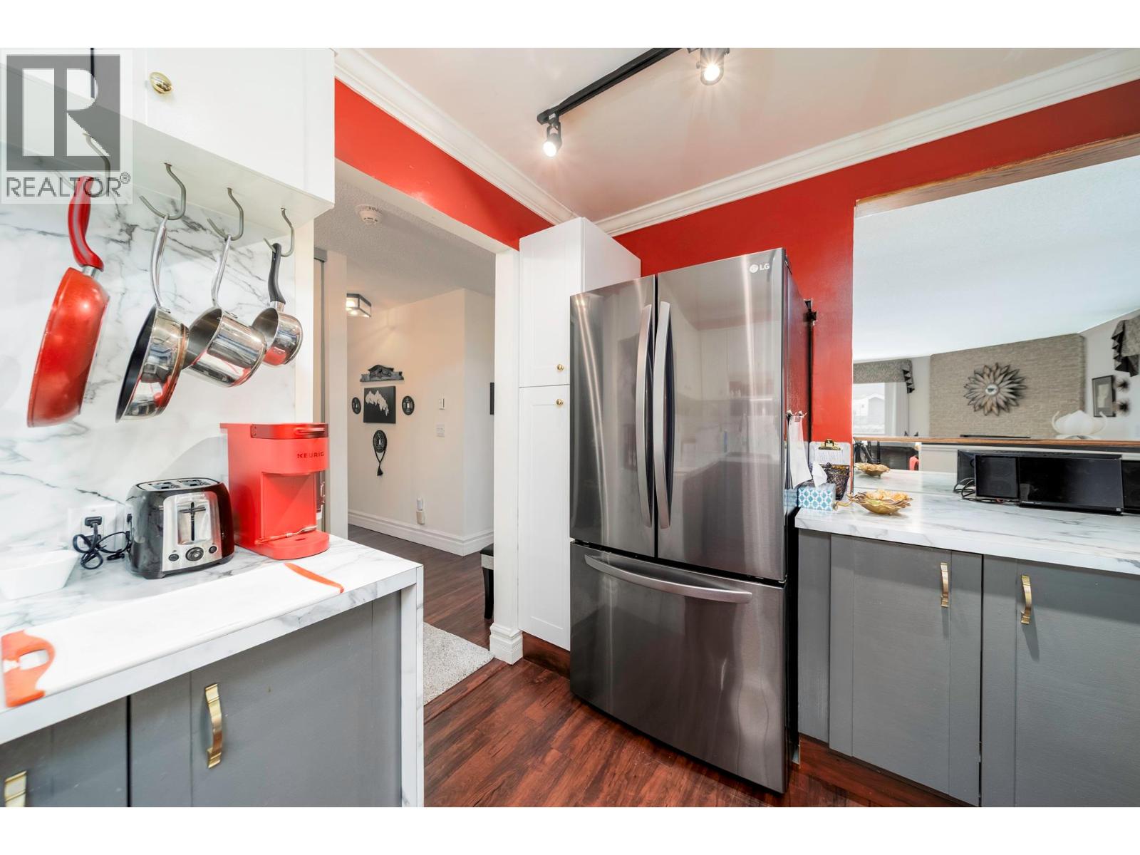 Picture for Unit #115, 1035 Bernard  Avenue