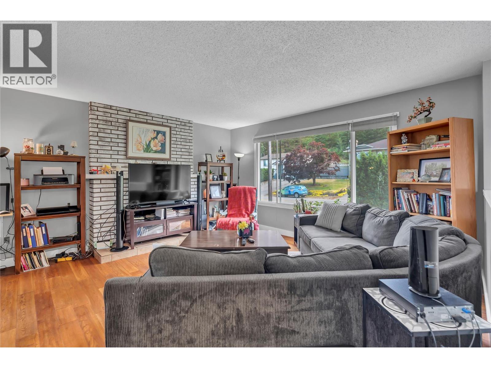 Picture for 3269 McIver  RoadW
