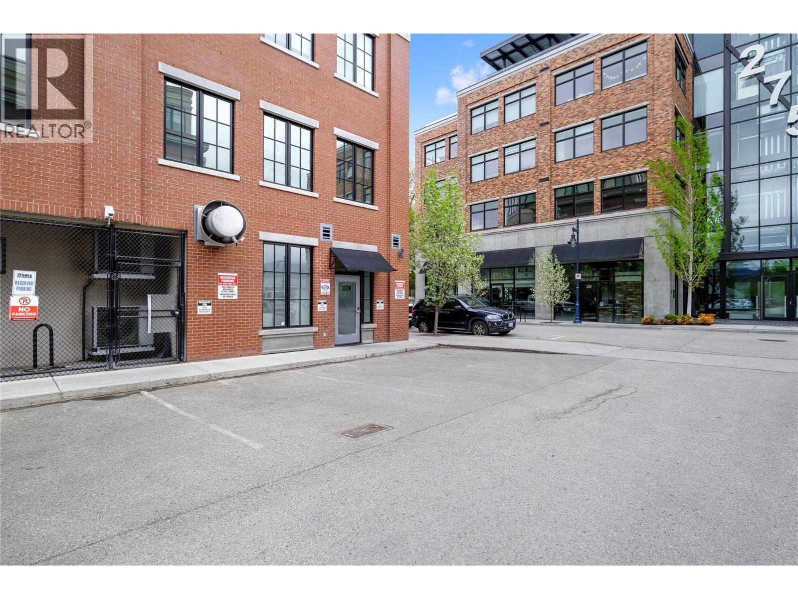 Picture for 2720 Tutt  Street