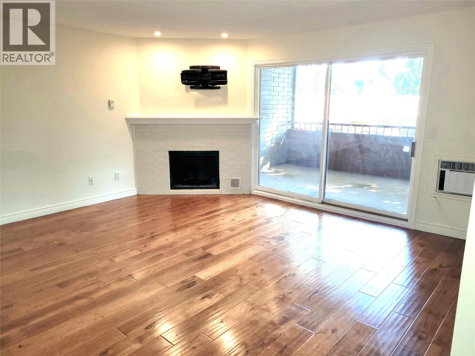Picture for Unit #206, 983 Bernard  Avenue