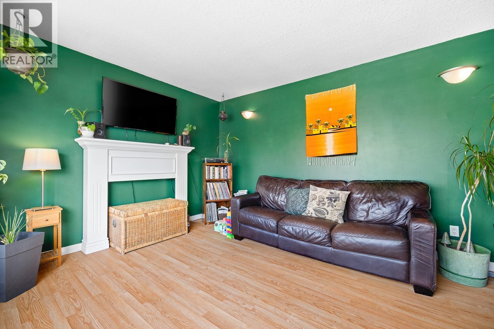 Picture for 430A Holbrook  RoadW