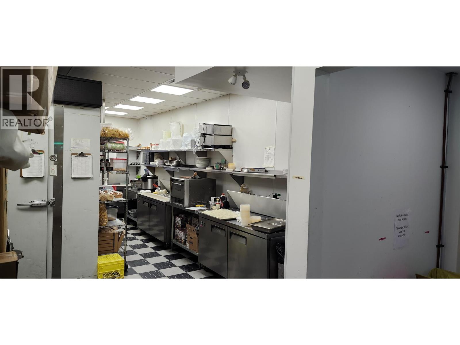 Picture for 571 & 573 Lawrence  Avenue