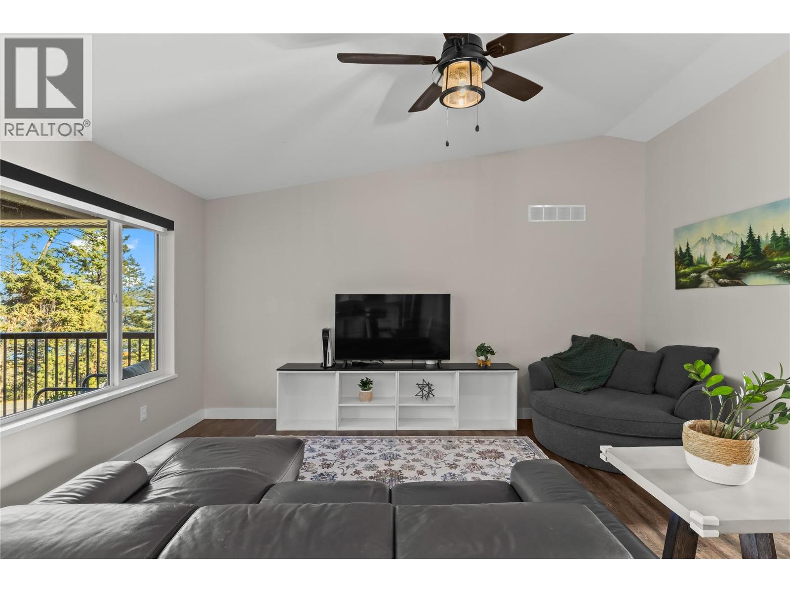 Picture for 530 Muir  Road