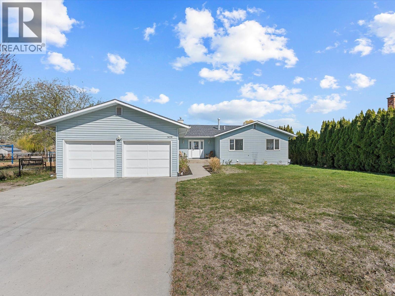 Picture for 1428 Green Bay  Road