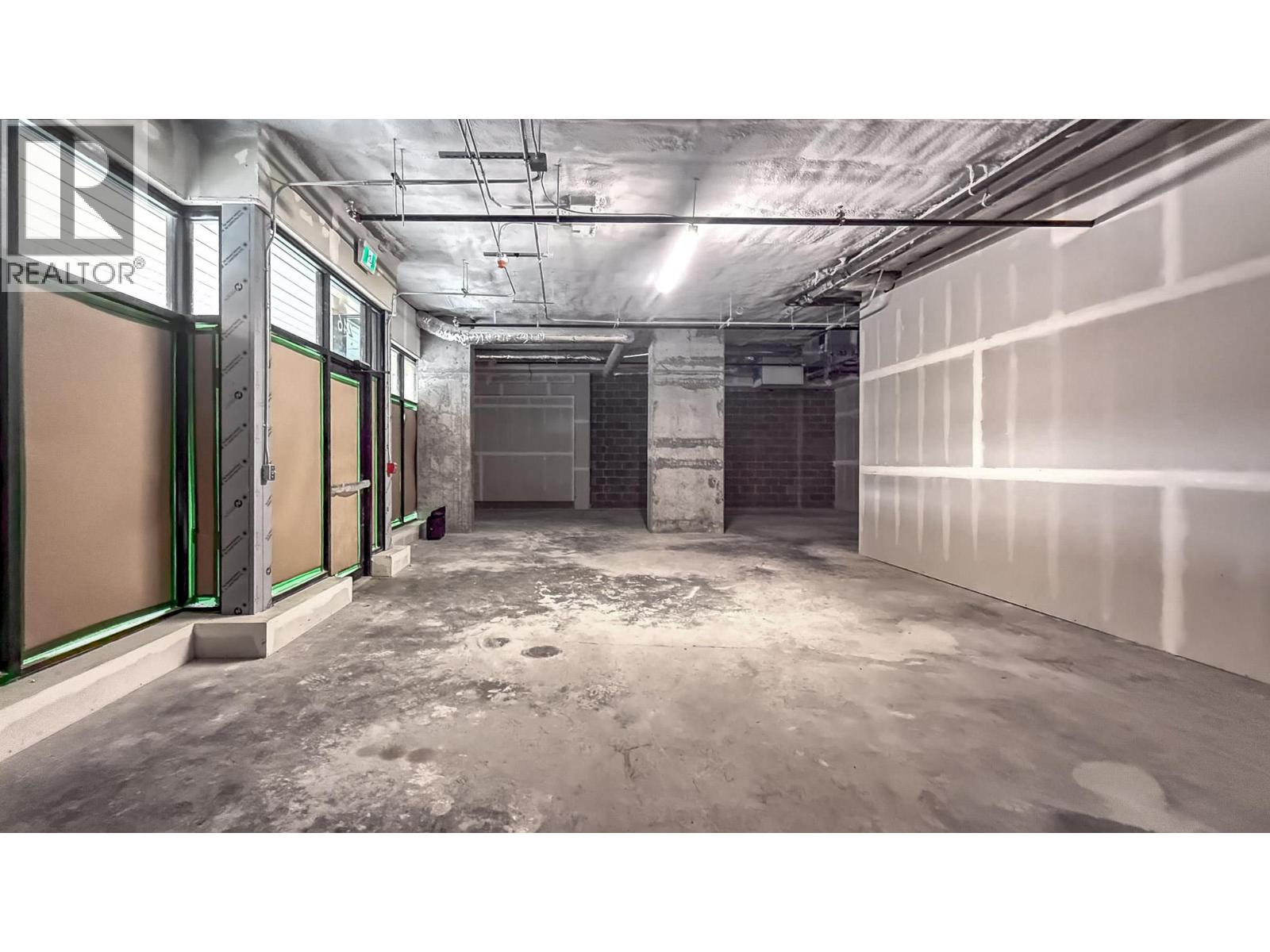 Picture for 246 Leon  Avenue https://www.cirrealty.ca/reb/bc/7/10336437_8.jpg