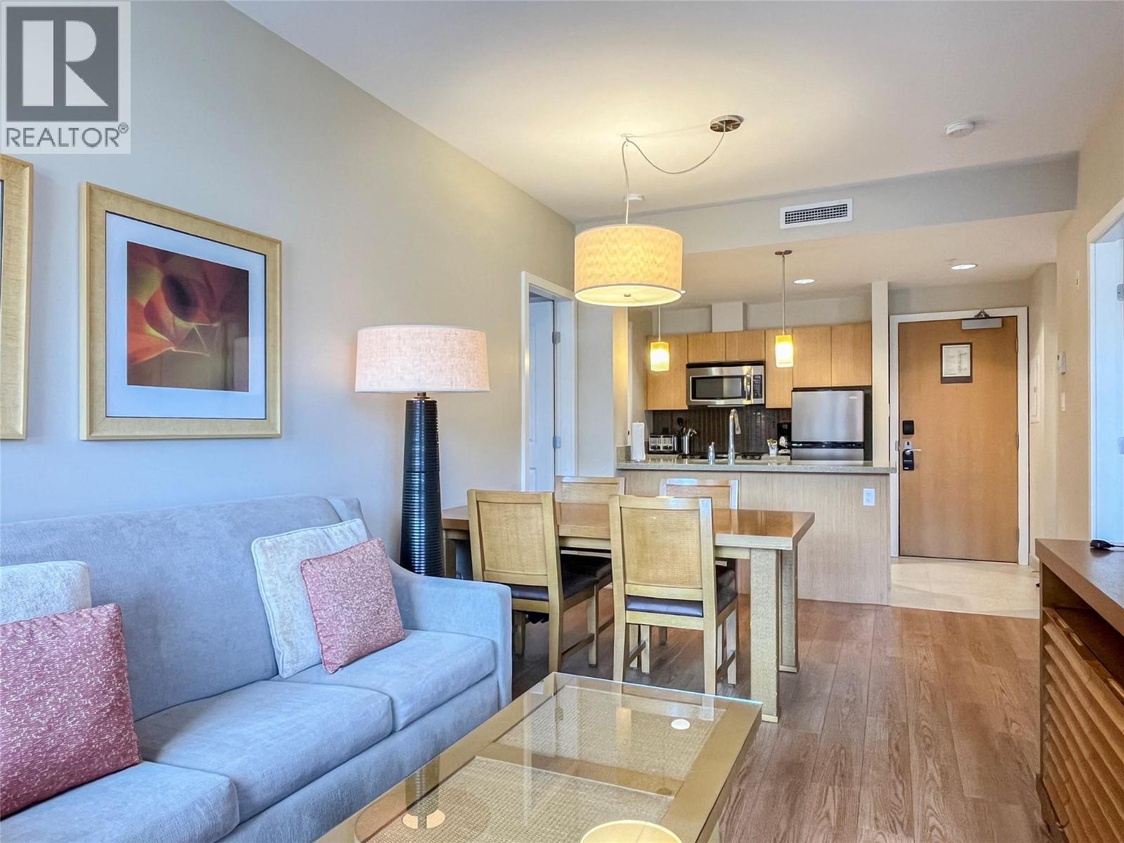 Picture for Unit #201, 15 Park  Place https://www.cirrealty.ca/reb/bc/7/10357217_12.jpg