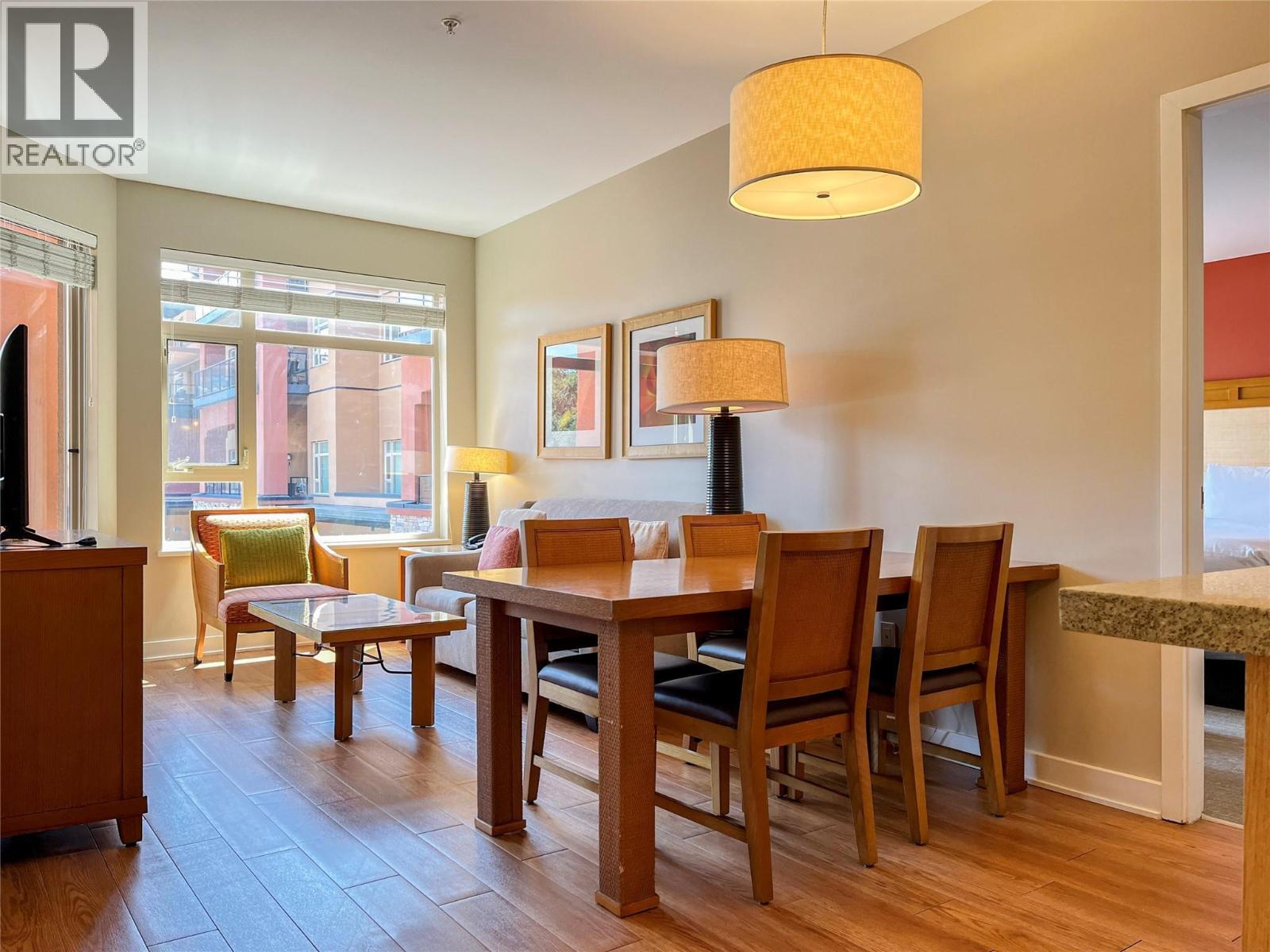 Picture for Unit #201, 15 Park  Place https://www.cirrealty.ca/reb/bc/7/10357217_13.jpg