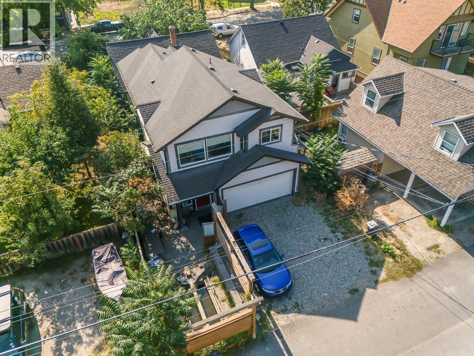 Picture for 980 Coronation  Avenue https://www.cirrealty.ca/reb/bc/7/10362157_33.jpg